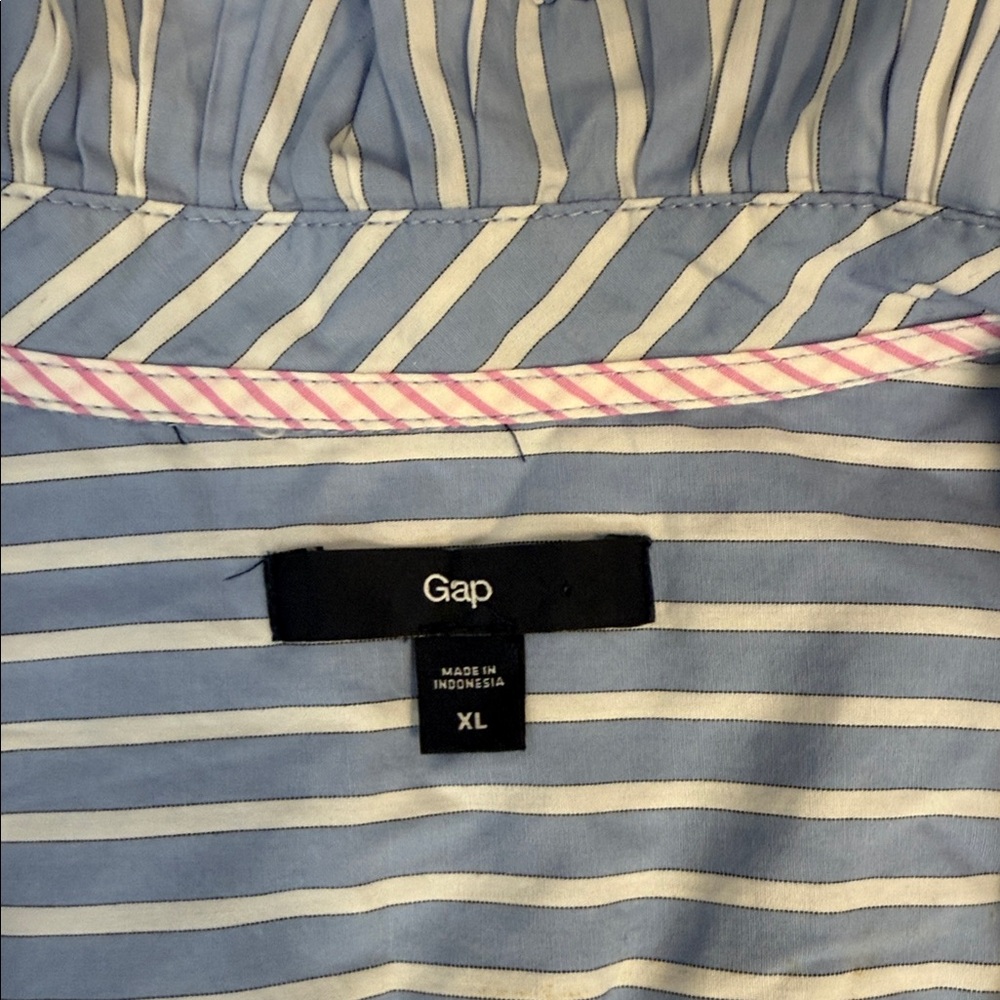 GAP Light Blue Ruffle Collar Shirt - Picture 3 of 7